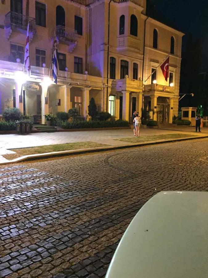 Хостел Mar Nero Батумі Екстер'єр фото